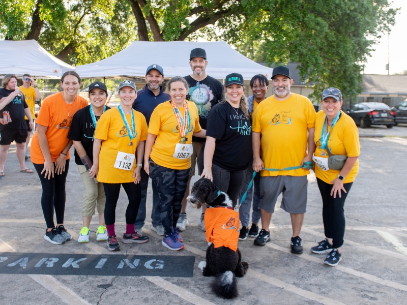 Her Well Team at the 2024 Run for Hope 5k